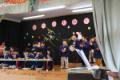 高浜保育所お楽しみ会(１２月２０日にクリスマスお楽しみ会が開かれました。かわいい園児たちの歌や演奏、お遊戯を楽しみました。)